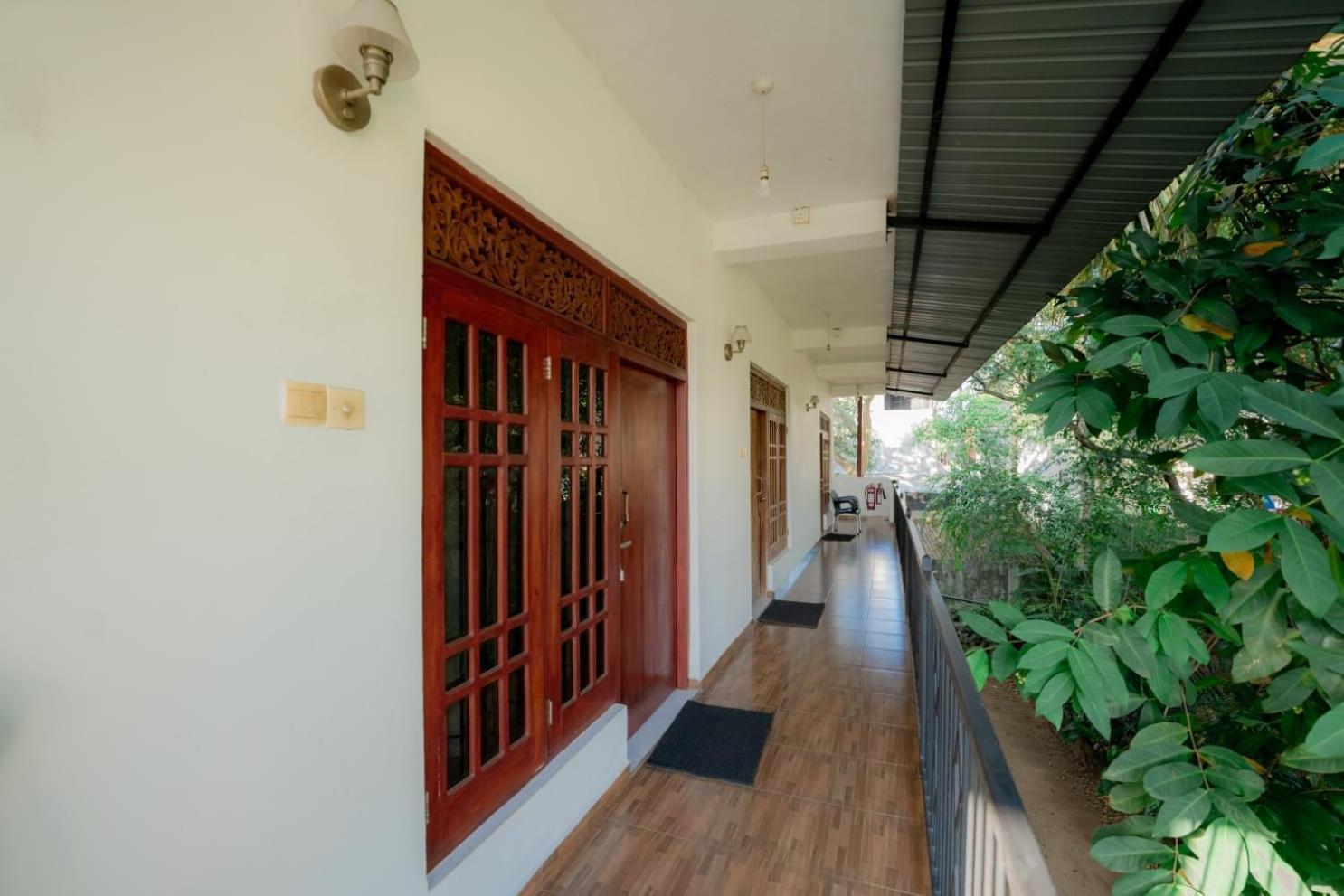 Suwani Pinnawala Homestay Extérieur photo