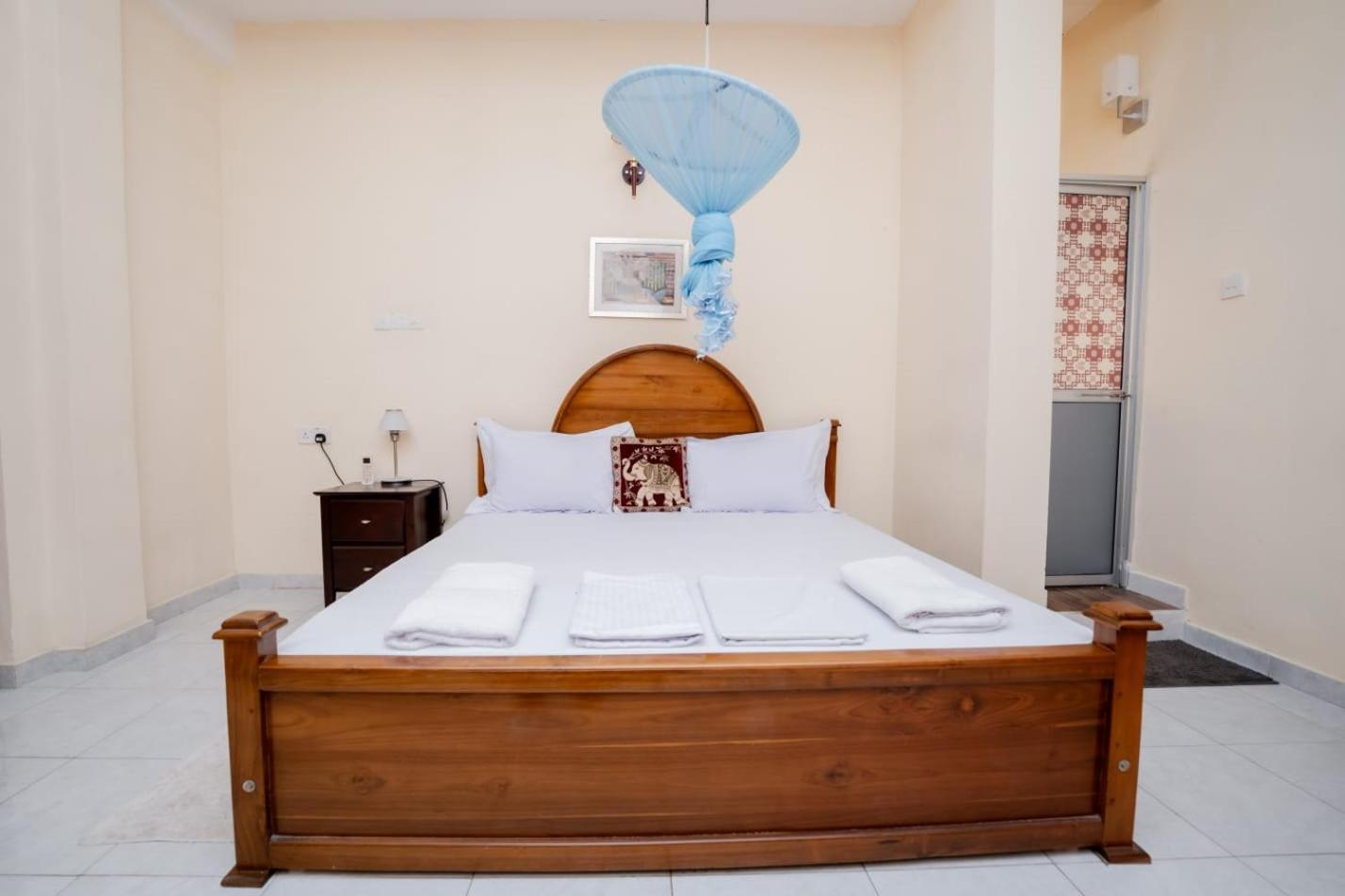 Suwani Pinnawala Homestay Extérieur photo