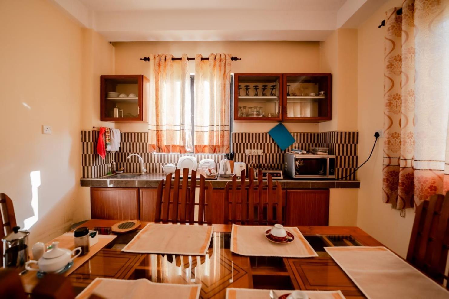 Suwani Pinnawala Homestay Extérieur photo
