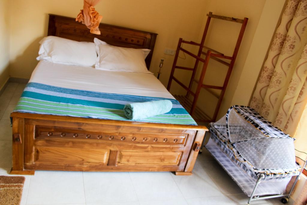 Suwani Pinnawala Homestay Extérieur photo